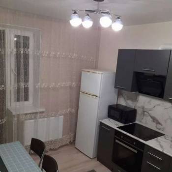 Продается 1-комнатная квартира, 35 м²