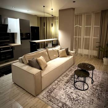 Сдается 2-х комнатная квартира, 58 м²