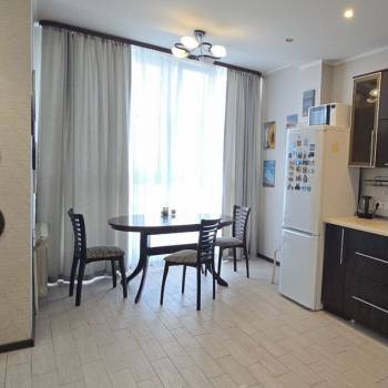 Сдается 2-х комнатная квартира, 65 м²