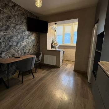 Продается 1-комнатная квартира, 45 м²