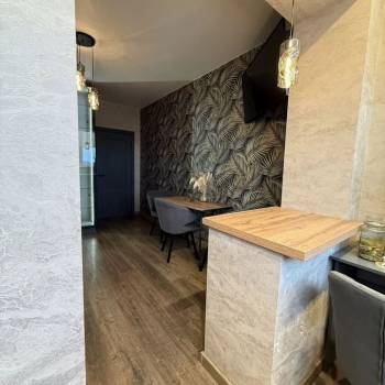 Продается 1-комнатная квартира, 45 м²