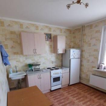 Сдается 1-комнатная квартира, 42 м²