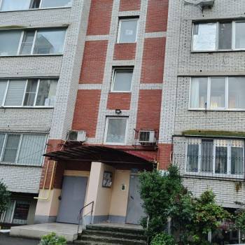 Сдается 1-комнатная квартира, 42 м²