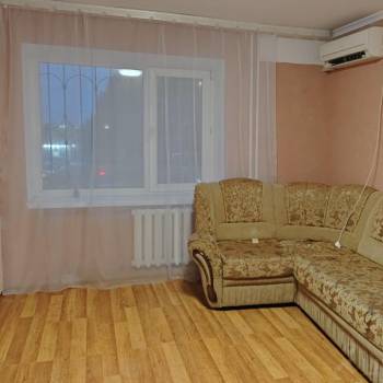 Сдается 1-комнатная квартира, 42 м²