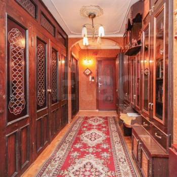 Продается Многокомнатная квартира, 80 м²