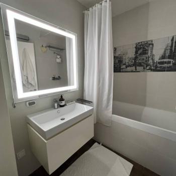 Продается 3-х комнатная квартира, 98 м²