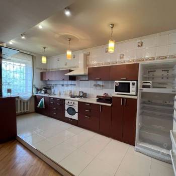 Сдается Дом, 389,9 м²