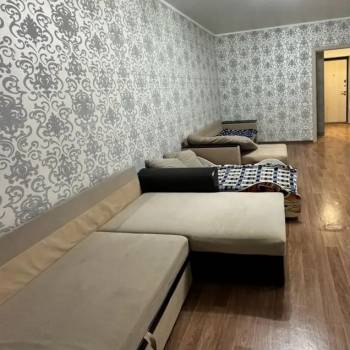 Продается 1-комнатная квартира, 49,9 м²