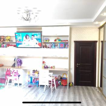 Продается 3-х комнатная квартира, 100 м²