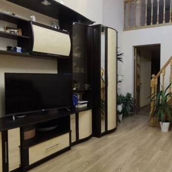 Продается 2-х комнатная квартира, 96 м²