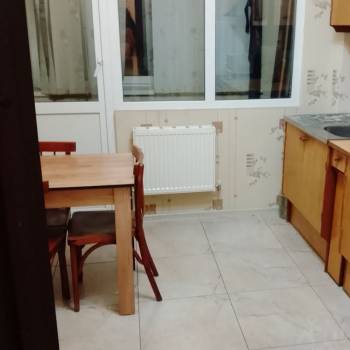 Сдается 1-комнатная квартира, 41 м²
