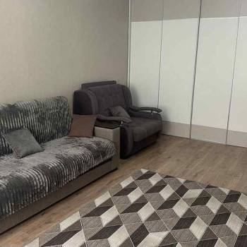 Сдается 1-комнатная квартира, 45 м²