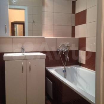 Сдается 1-комнатная квартира, 38 м²