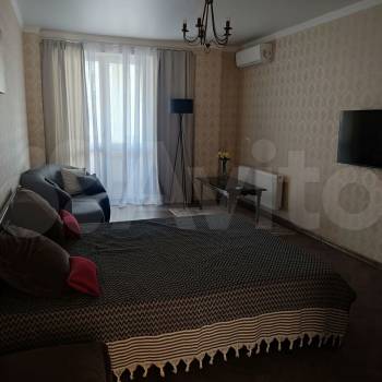 Сдается 1-комнатная квартира, 43 м²