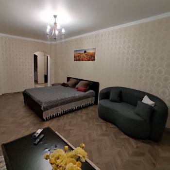 Сдается 1-комнатная квартира, 43 м²