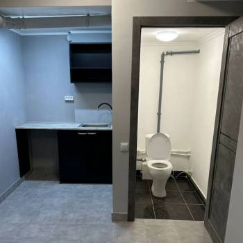 Продается Нежилое помещение, 186 м²