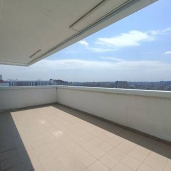Продается 3-х комнатная квартира, 123 м²