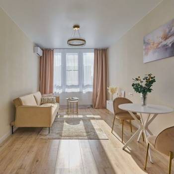 Продается 1-комнатная квартира, 43 м²