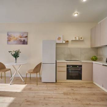 Продается 1-комнатная квартира, 43 м²