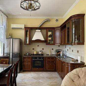 Продается Дом, 268 м²