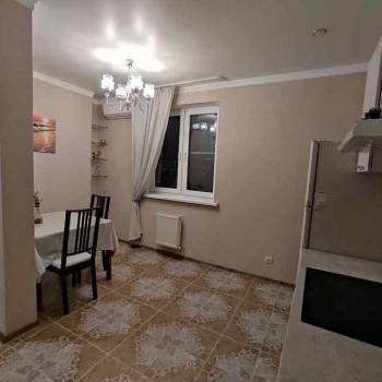 Сдается 1-комнатная квартира, 43 м²