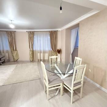 Продается 2-х комнатная квартира, 60,4 м²