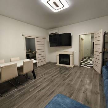 Сдается Многокомнатная квартира, 110 м²