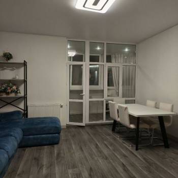 Сдается Многокомнатная квартира, 110 м²