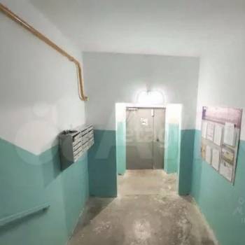 Продается 1-комнатная квартира, 32 м²