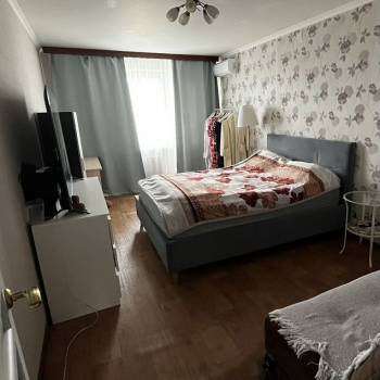 Продается 1-комнатная квартира, 43,3 м²
