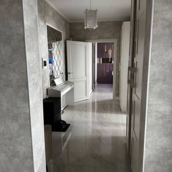 Продается 2-х комнатная квартира, 74,2 м²