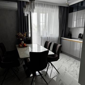 Продается 2-х комнатная квартира, 74,2 м²