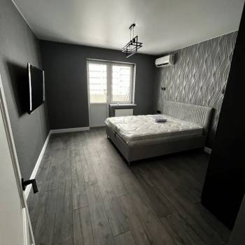 Продается 2-х комнатная квартира, 74,1 м²