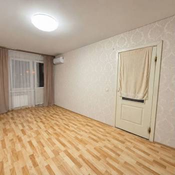 Продается 1-комнатная квартира, 37,9 м²