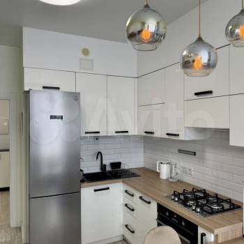 Продается 1-комнатная квартира, 41,3 м²