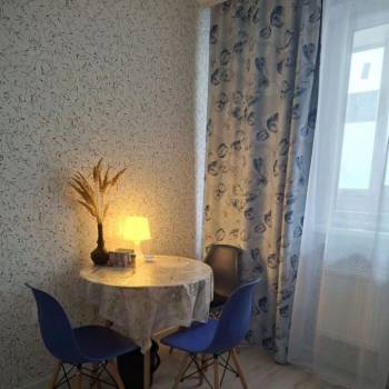Продается 1-комнатная квартира, 36 м²