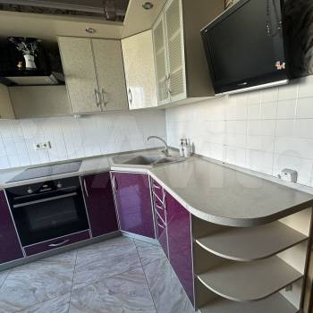 Продается 1-комнатная квартира, 37 м²