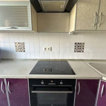 Продается 1-комнатная квартира, 37 м²
