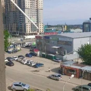 Продается 1-комнатная квартира, 28 м²