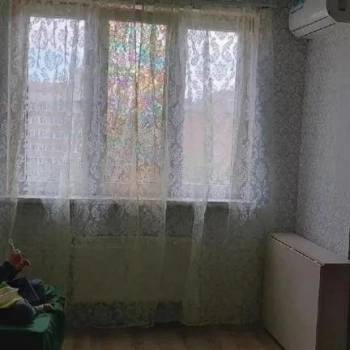 Продается 1-комнатная квартира, 28 м²