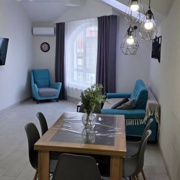 Продается 2-х комнатная квартира, 80 м²