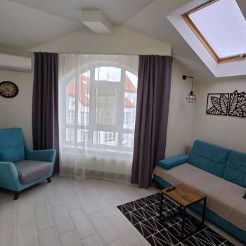 Продается 2-х комнатная квартира, 80 м²