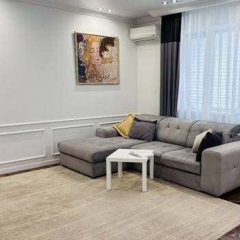 Продается 3-х комнатная квартира, 104 м²