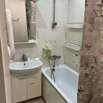 Сдается Многокомнатная квартира, 78 м²