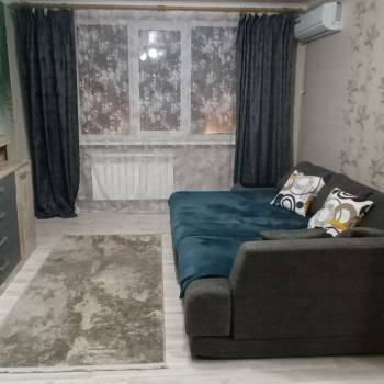 Сдается 1-комнатная квартира, 38 м²