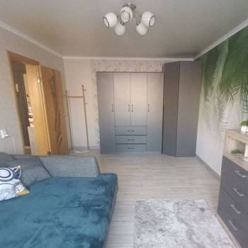Сдается 1-комнатная квартира, 38 м²