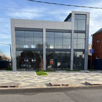 Сдается Нежилое помещение, 320 м²