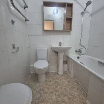 Сдается 1-комнатная квартира, 46 м²