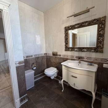 Сдается Многокомнатная квартира, 123 м²