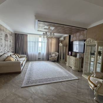 Сдается Многокомнатная квартира, 123 м²